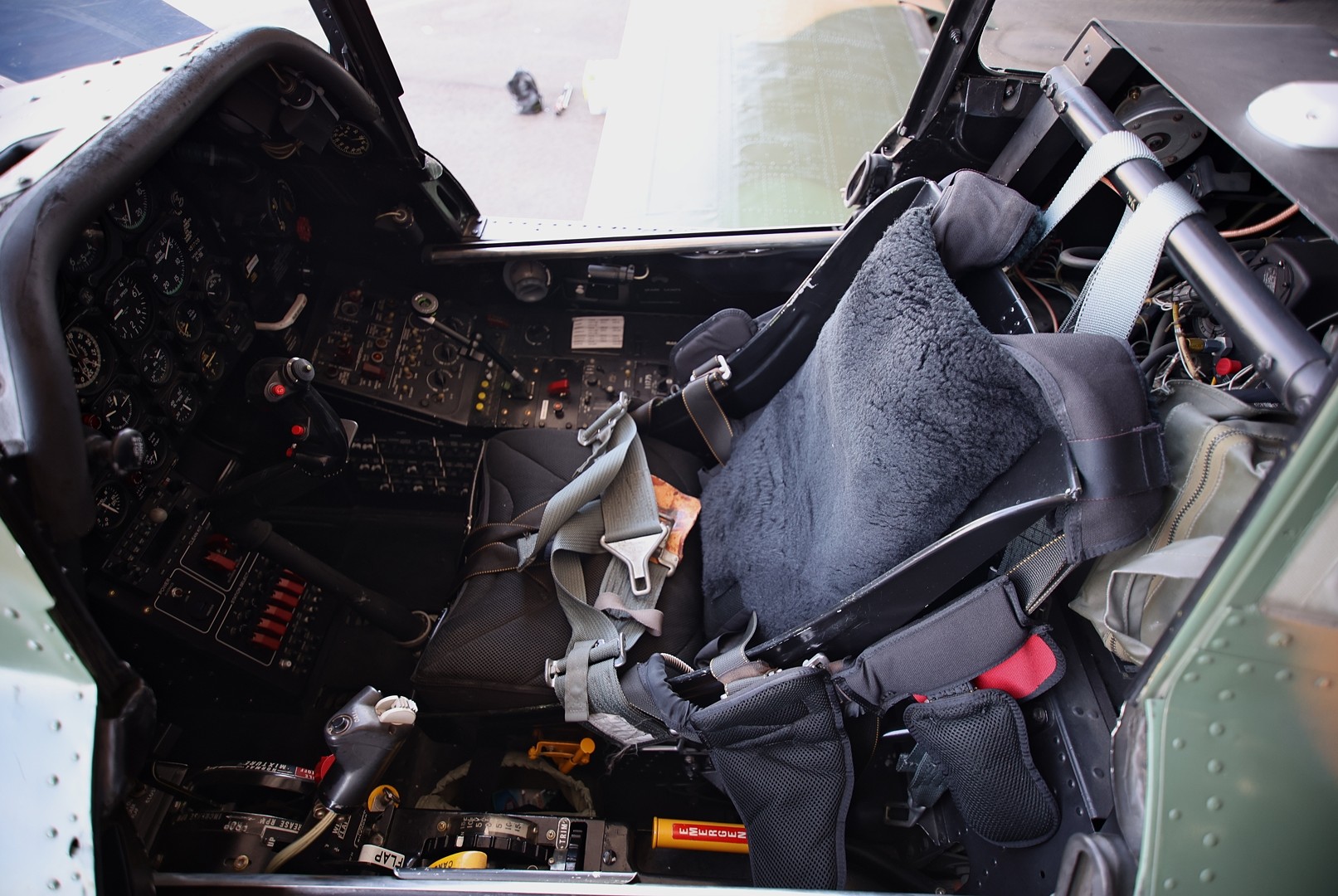 RAVEN Re-sale Photos Jun 2025RAVEN_front cockpit full view_1